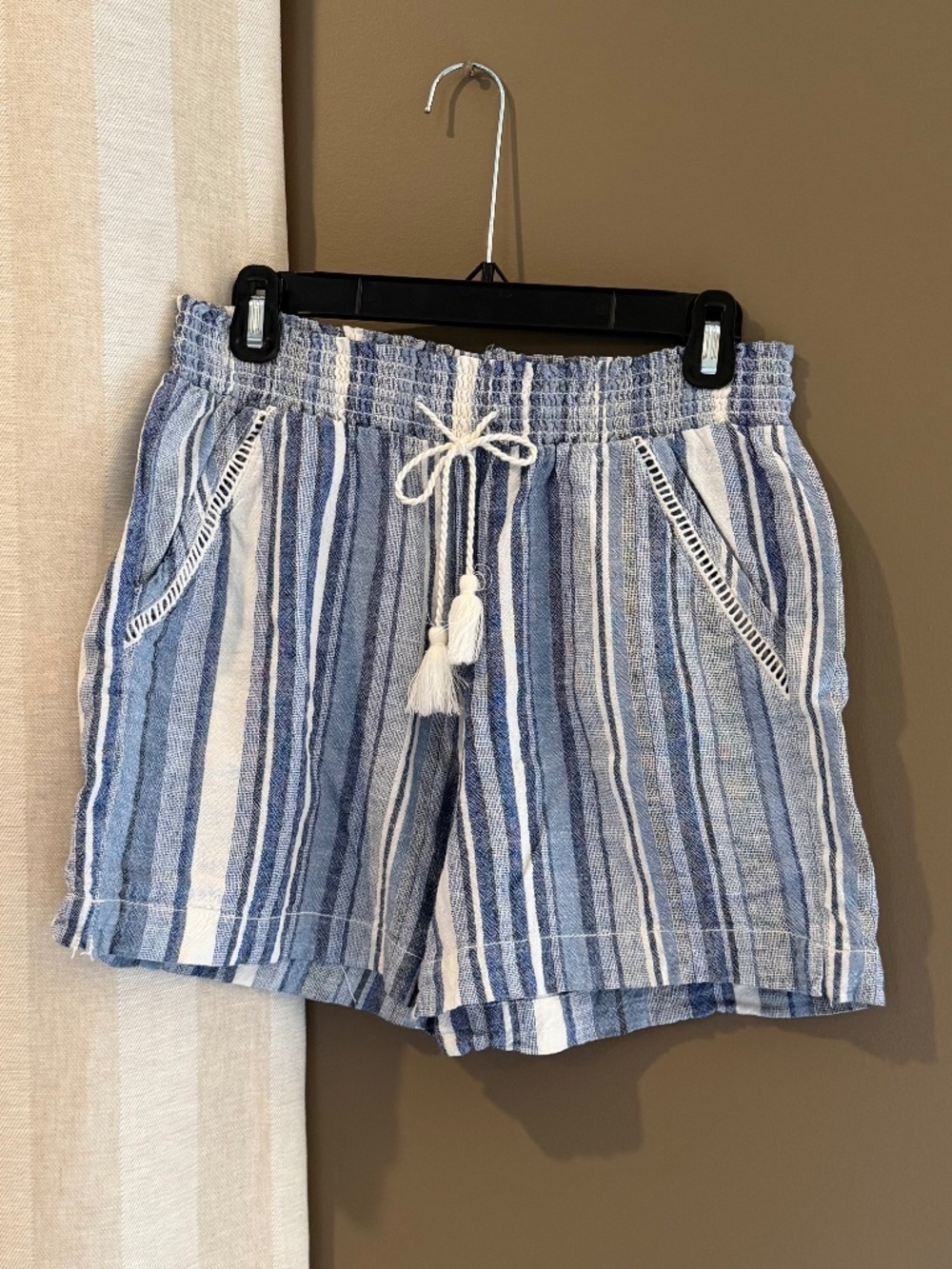 Briggs Women's Blue Striped Linen Blend Summer Shorts Elastic, Boho Size Medium